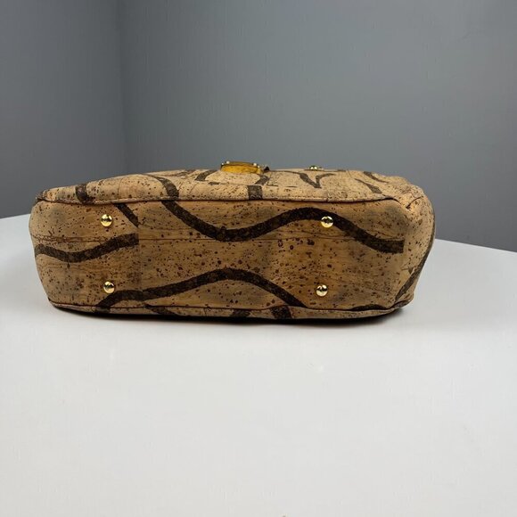 Cork design medium tote bag made in Portugal tan brown - Picture 5 of 16